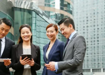 How Software Companies Can Use LinkedIn Ads to Promote a New Product