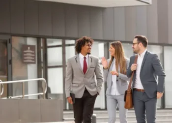 The 3 LinkedIn Ads Frameworks Every B2B Marketing Leader Should Master in 2025